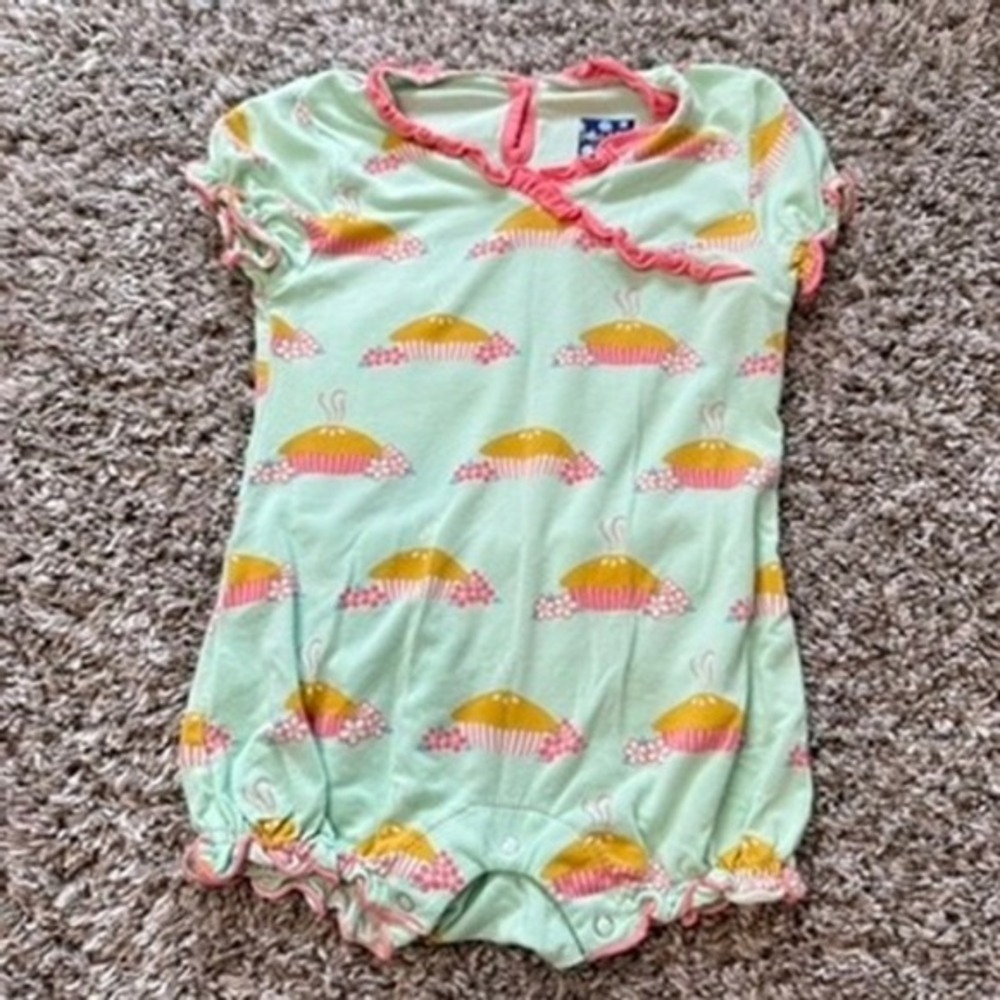 KicKee Pants 3-6 Months Pie‎ Print Ruffle Trim Romper One Piece Outfit